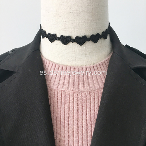 Collar en forma de corazón del cordón del ahogador negro para la señora